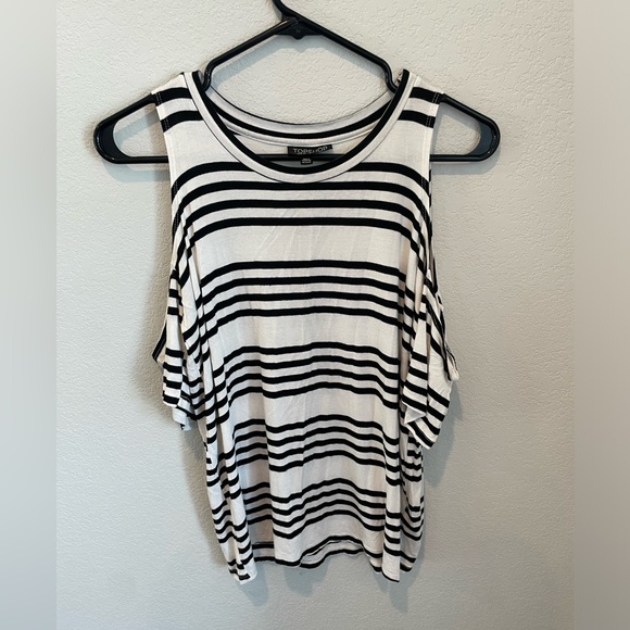 TopShop Cold Shoulder Black and White Women’s Size 2 Small Short Sleeve Blouse - Picture 1 of 6